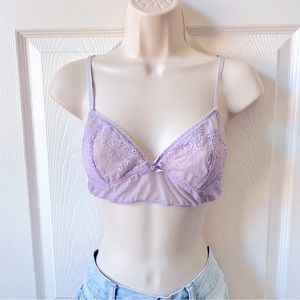 Sweetheart lace bralette